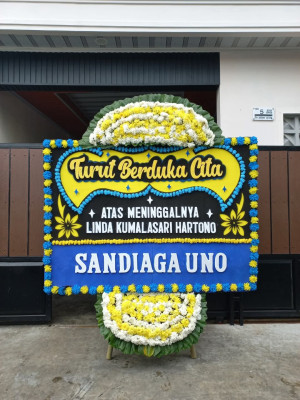 Papan Bunga Duka di Karya Mulia